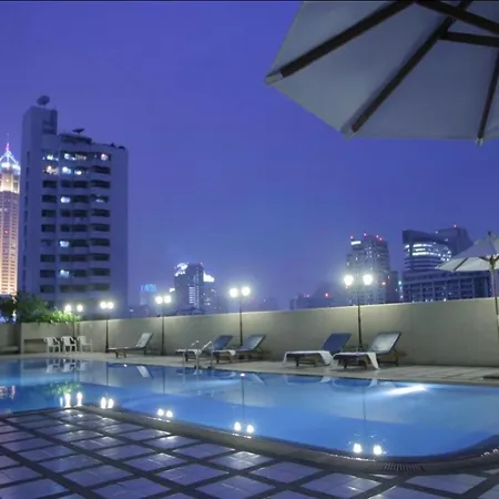 Omni Tower Cozy Apartment Near Nana Bts